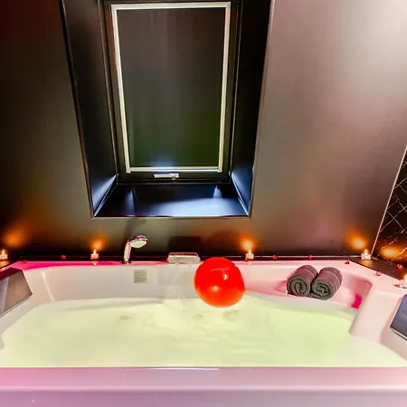 Dark - Luxueuse Pres De La * 滨海维莱