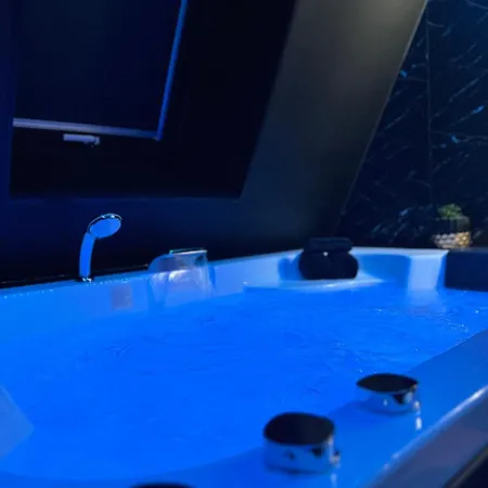 Romantique Pres De La Avec Jacuzzi - Dark * Villers-sur-Mer