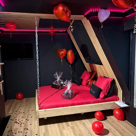 Appartement Romantique Pres De La Avec Jacuzzi - Dark *