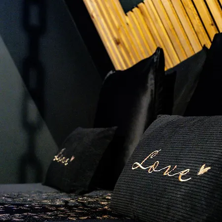 Romantique Pres De La Avec Jacuzzi - Dark * Villers-sur-Mer