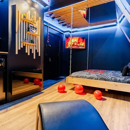 Dark - Luxueuse Pres De La *