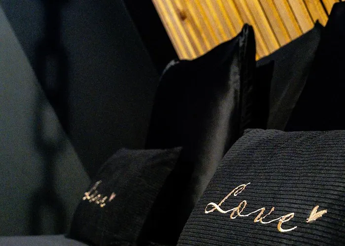 Romantique Pres De La Avec Jacuzzi - Dark * Villers-sur-Mer